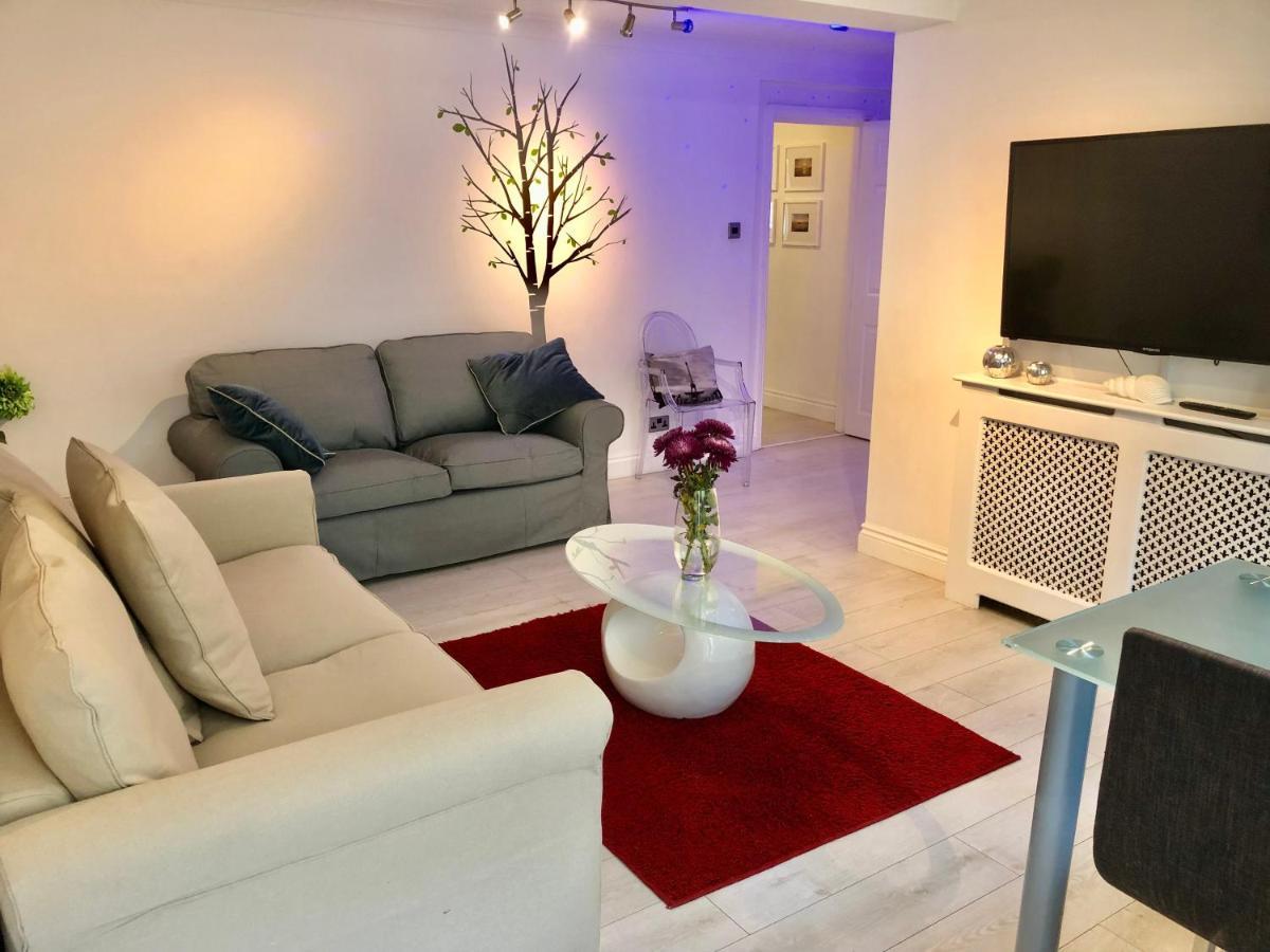 *Beachfront*- stylish, spacious +private courtyard Brighton Exterior foto
